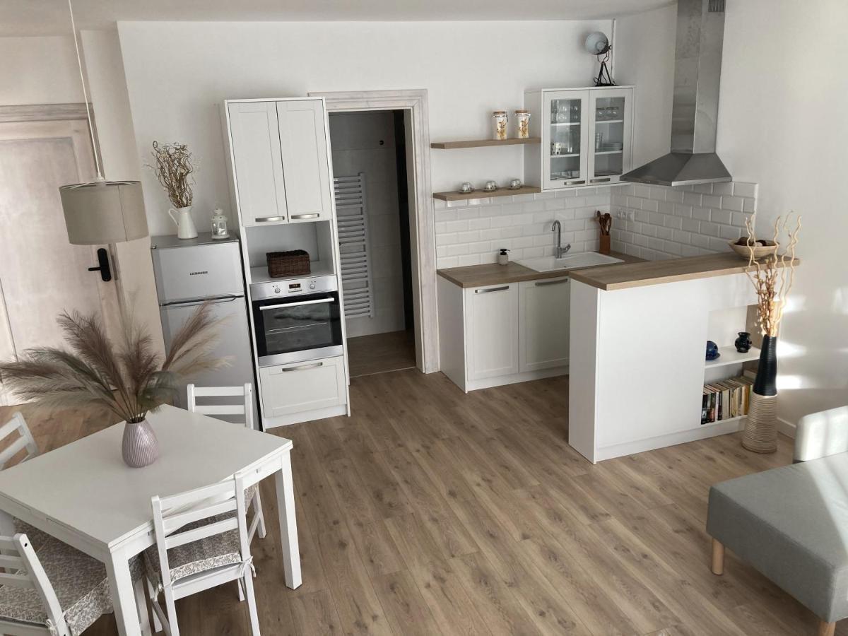 The House Apartment Poprad Exterior photo