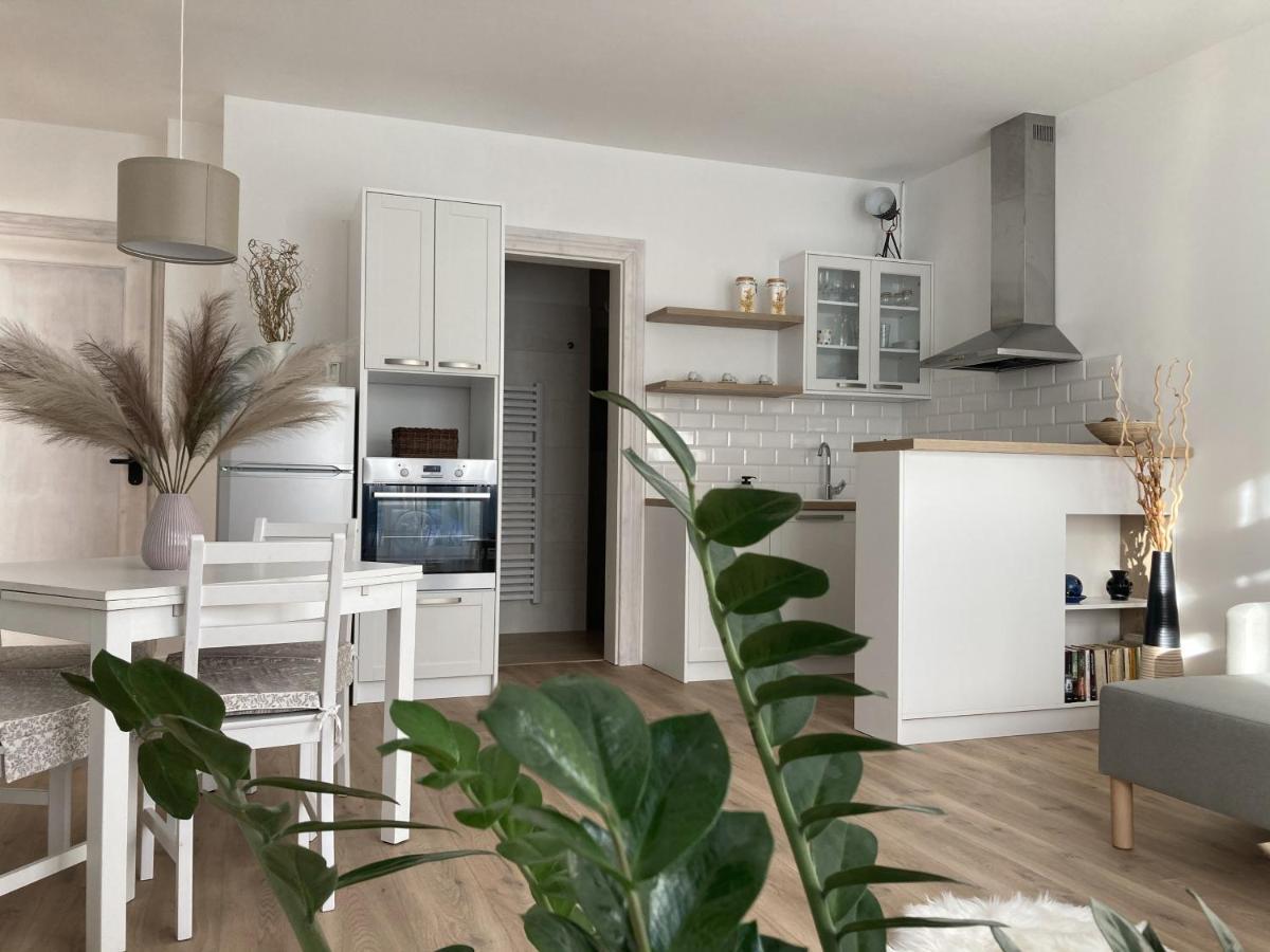 The House Apartment Poprad Exterior photo