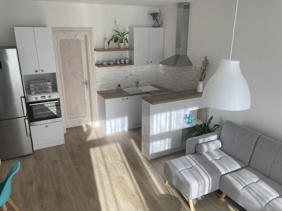 The House Apartment Poprad Exterior photo