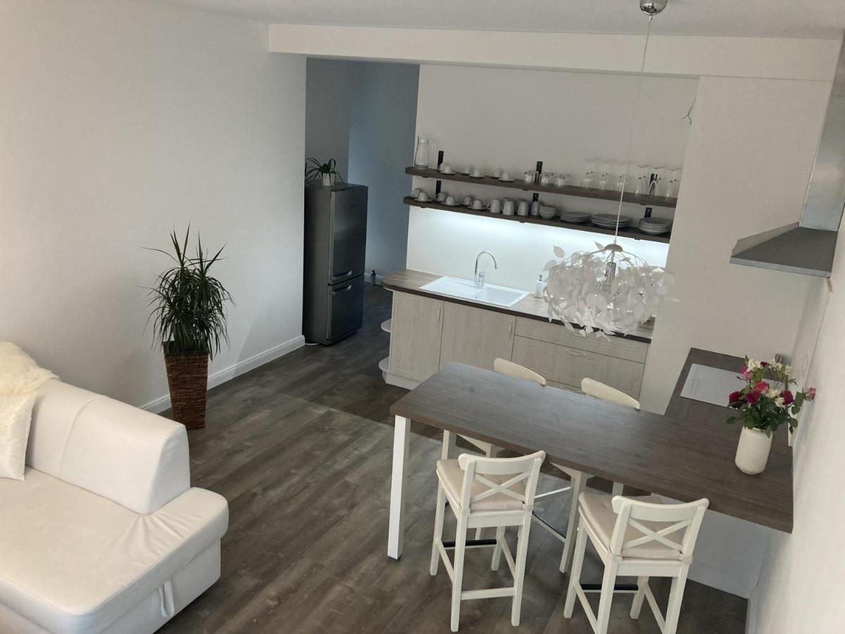 The House Apartment Poprad Exterior photo