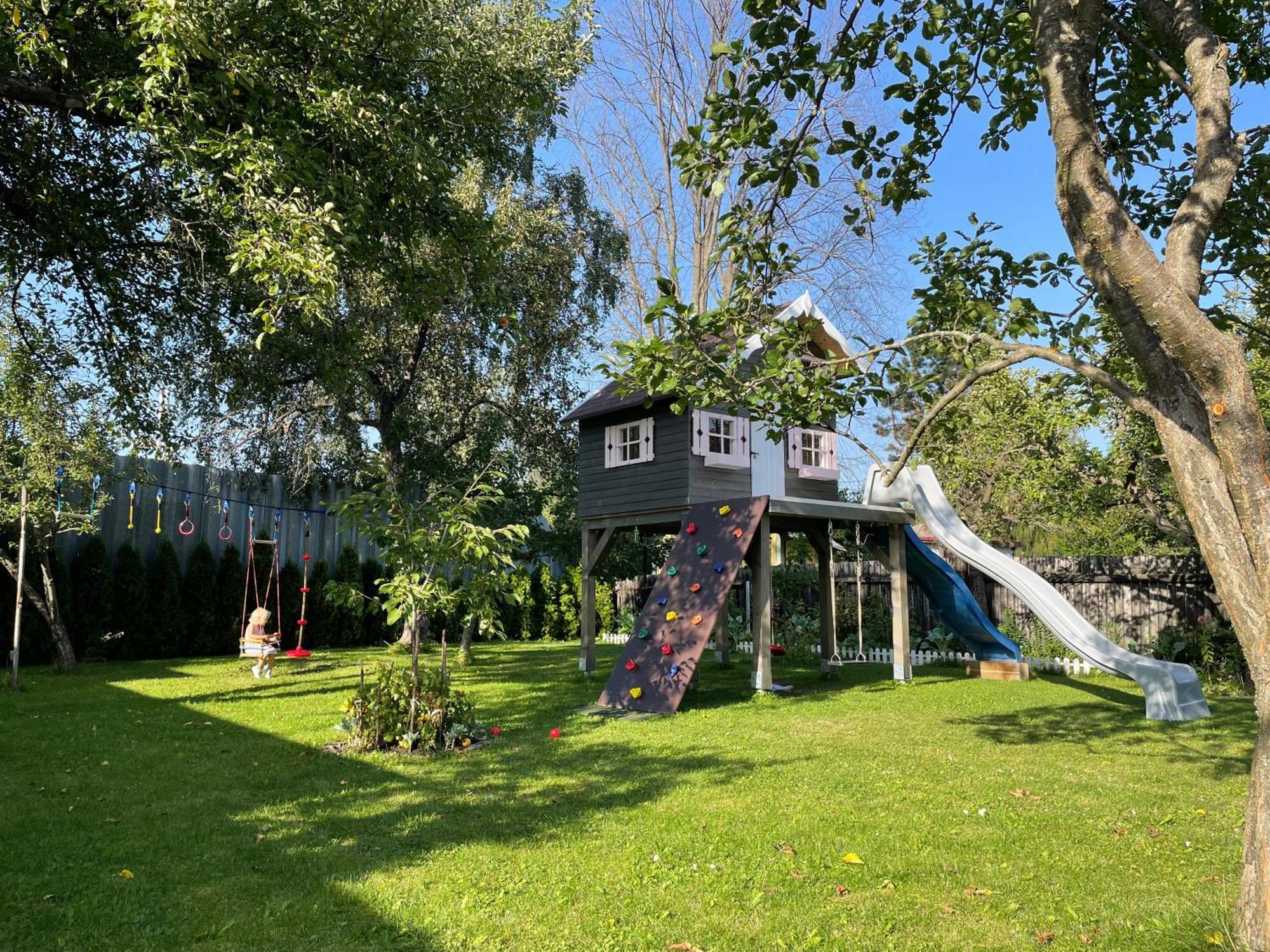 The House Apartment Poprad Exterior photo